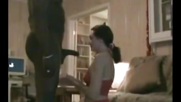 Teen Rusă Lesbiană Mănâncă Un Nemernic Expert